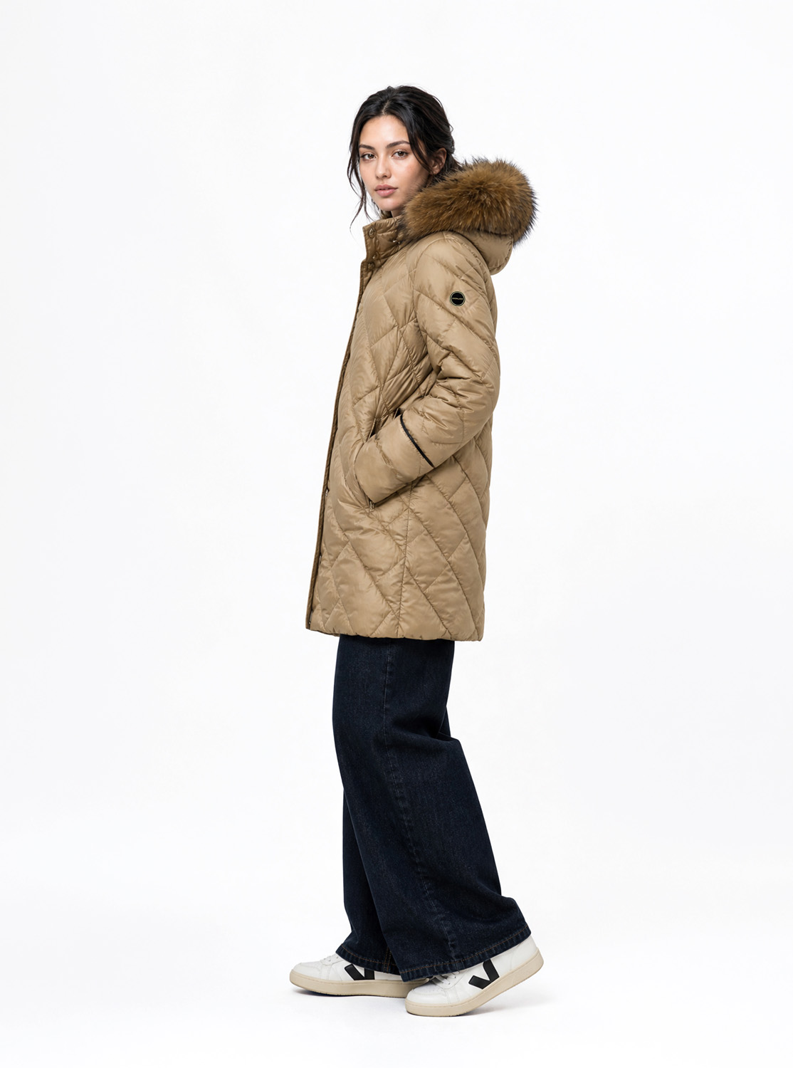 acolchado-capucha-pelo-mujer-enara-camel-donjaz-2