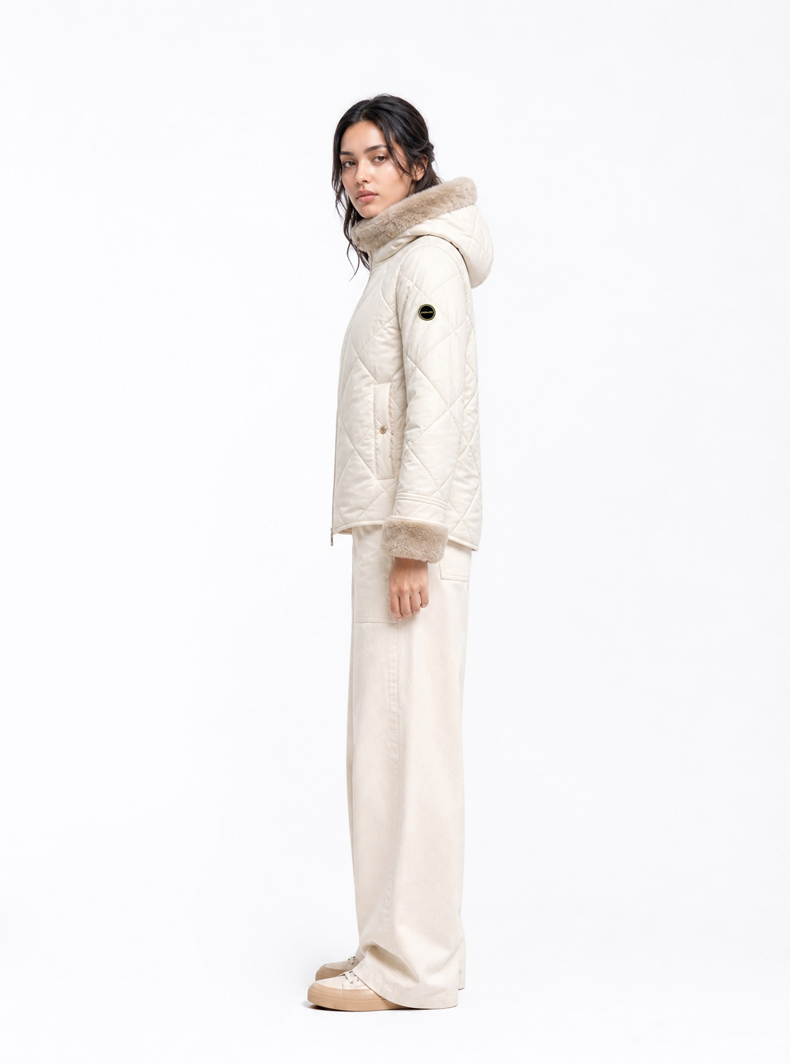 acolchado-capucha-peluche-mujer-colisea-blanco-donjaz-2