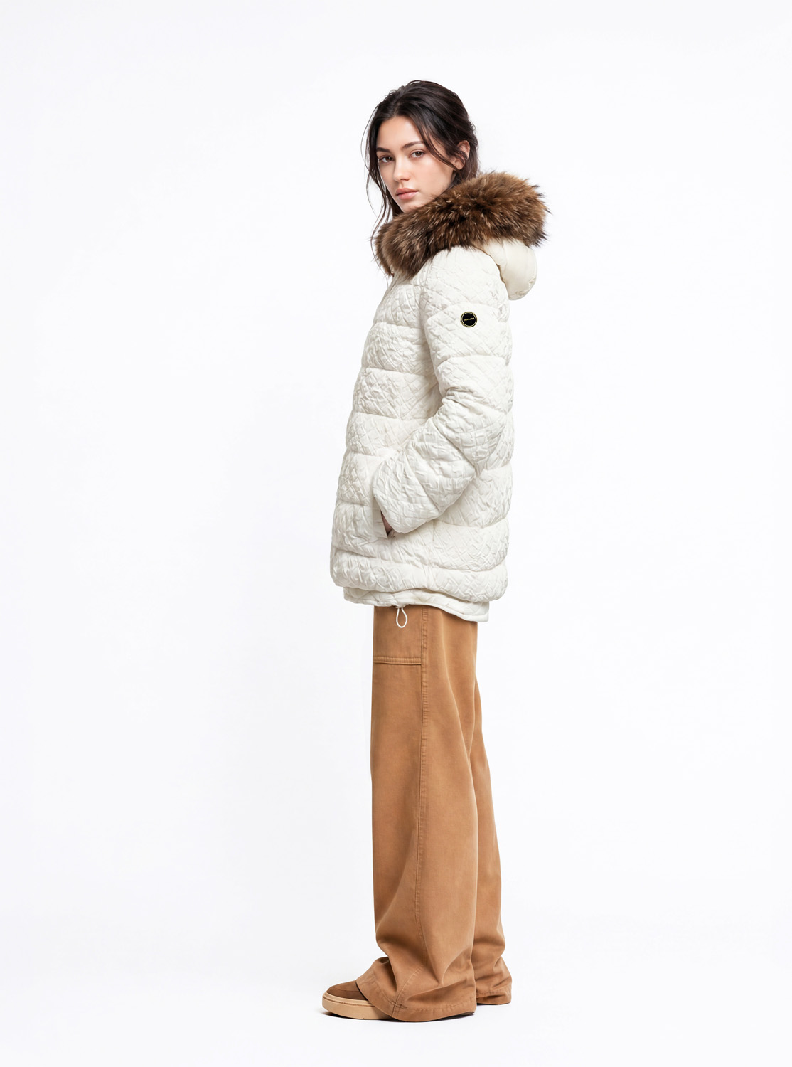 acolchado-estructural-mujer-arlet-blanco-donjaz-2