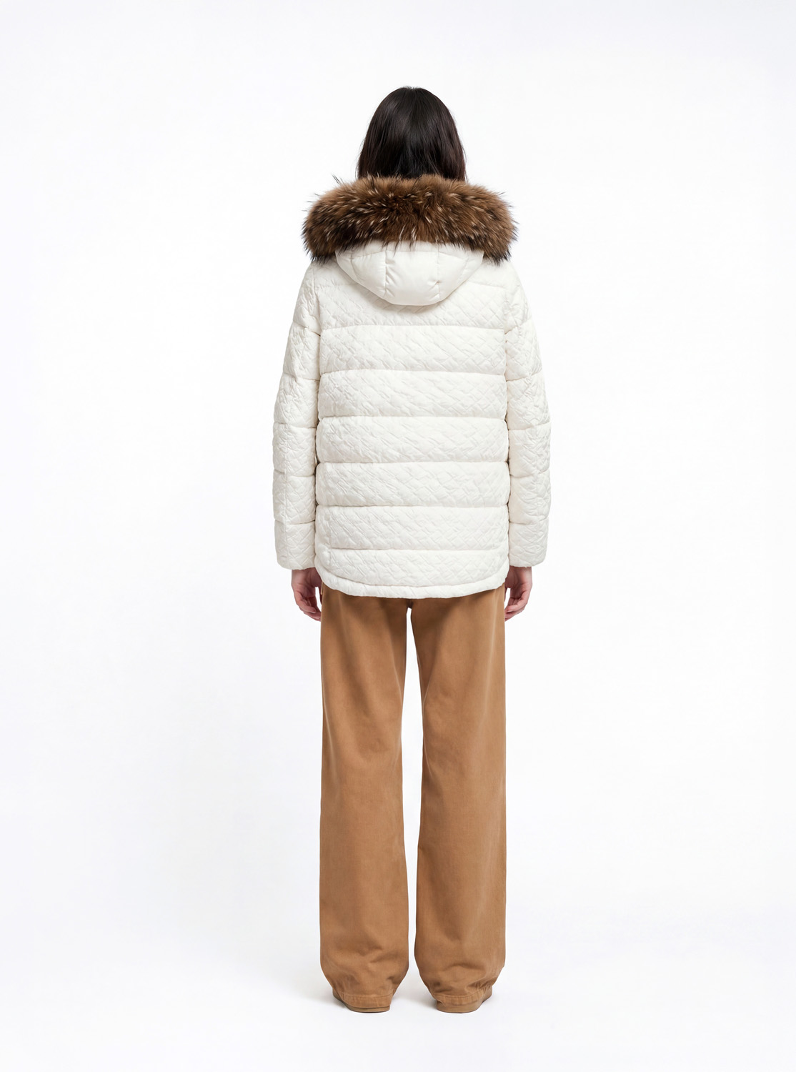 acolchado-estructural-mujer-arlet-blanco-donjaz-3