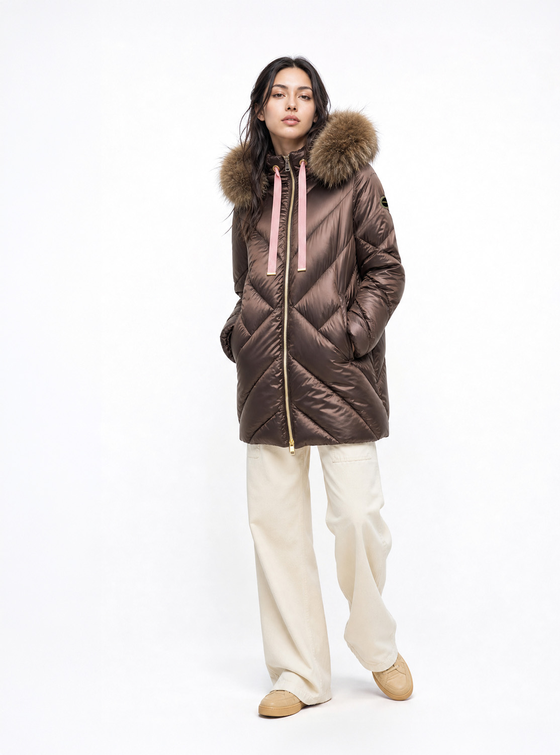 acolchado-mujer-cheri-marron-donjaz-1
