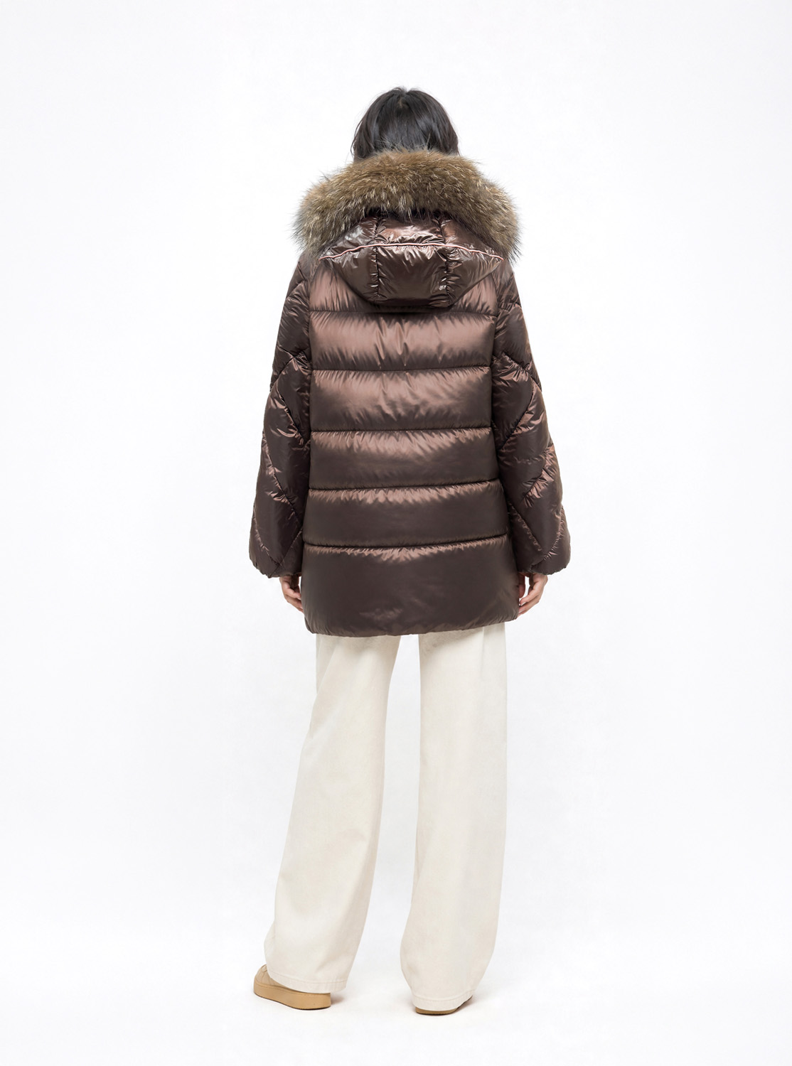 acolchado-mujer-cheri-marron-donjaz-3