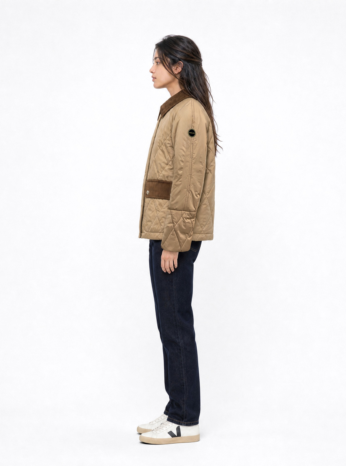 acolchado-rombos-detalles-pana-mujer-margot-camel-donjaz-2