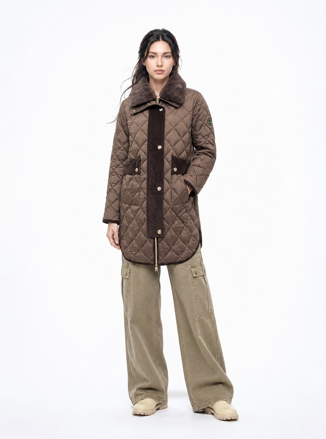 acolchado-rombos-detalles-pana-mujer-nysa-marron-donjaz-1